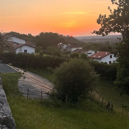 Petit Havre De Paix Au Coeur Du Pays Basque